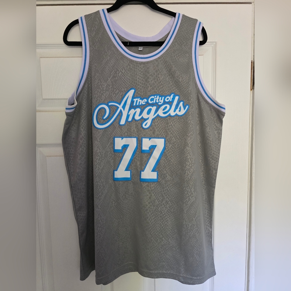 Los Angeles Lakers Luka Doncic GRAY 'The City Of Angels' XL Jersey